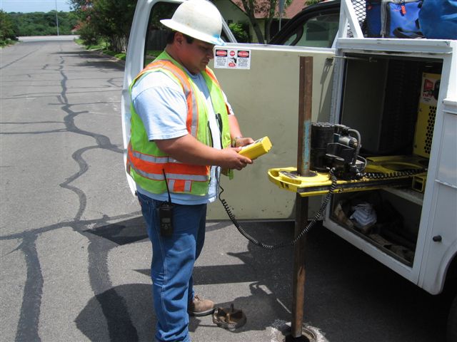 Sanitary Sewer Overflow: Vicinity 320 Heartwood Dr.