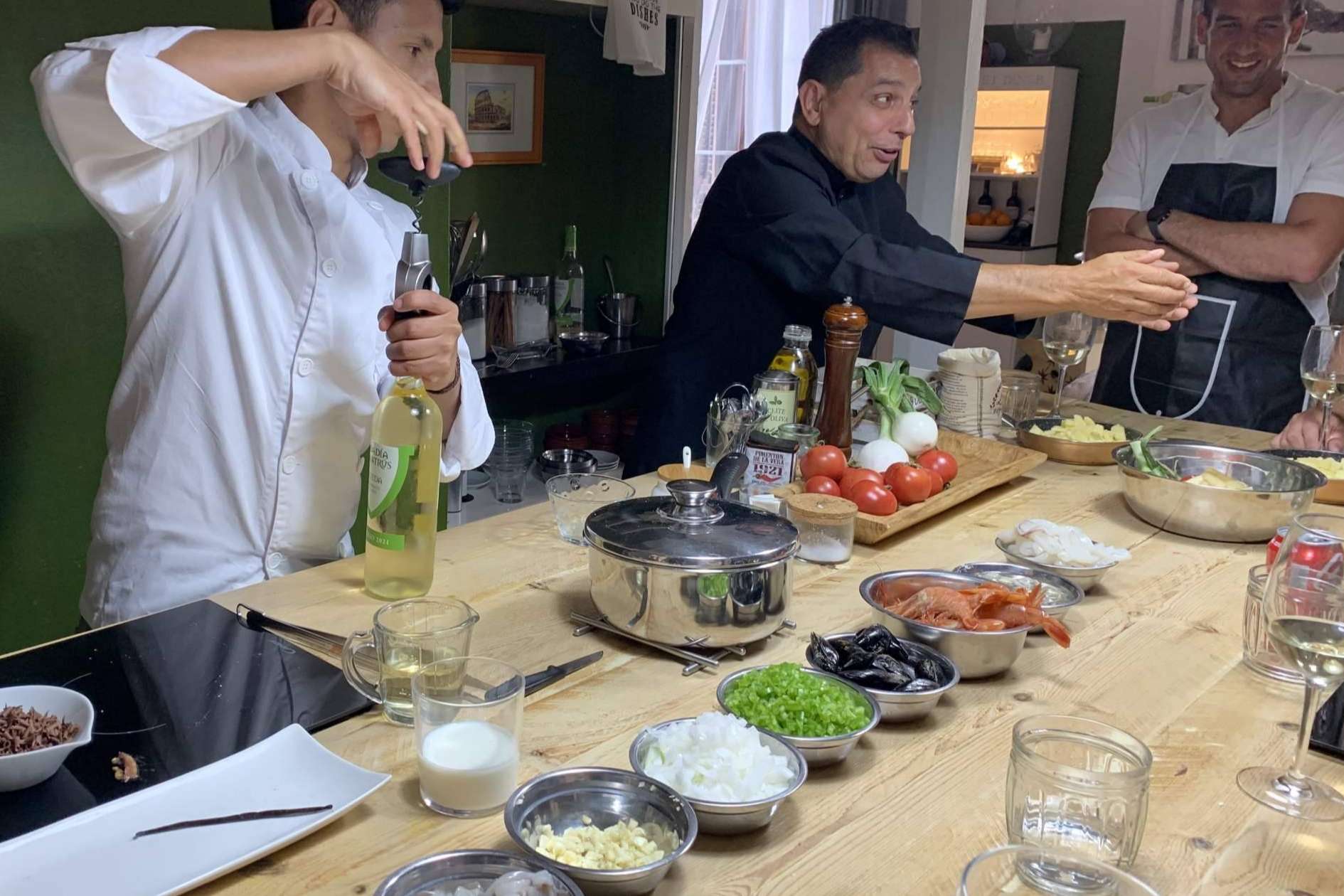 Paella making group classes with professional chefs in Barcelona
