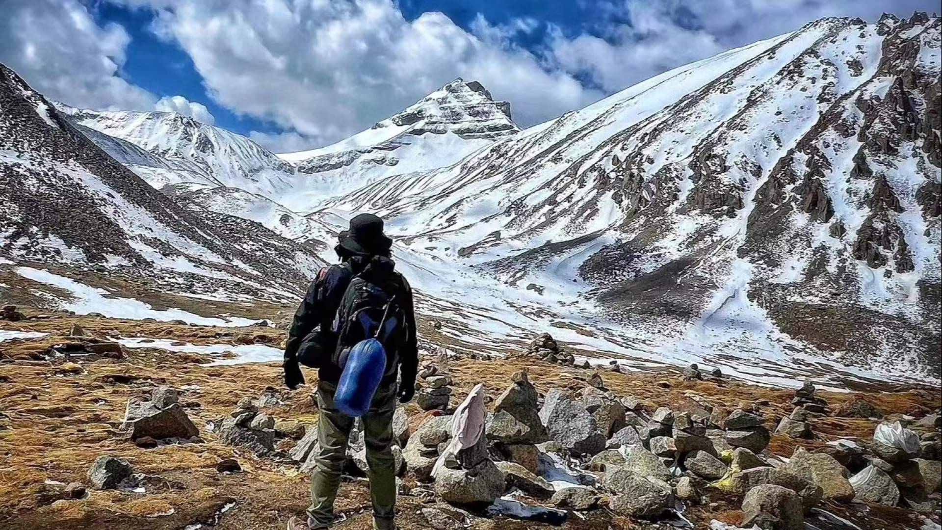 Tibet Tourism Returns as Highest Railway Marks 20 Years